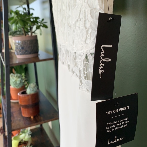 Bachelorette/Bridal Shower Bundle! Lulu’s White Dress NWT & “I said Yaaasss” tee - Picture 4 of 11